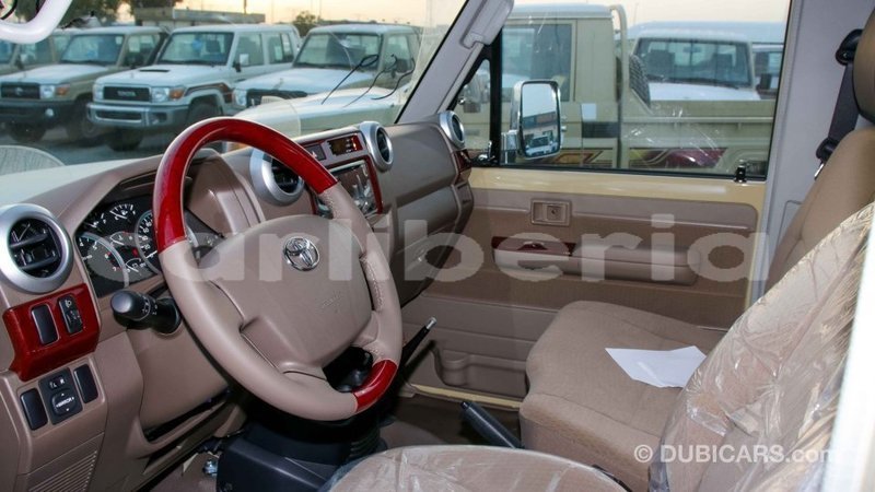Big with watermark toyota land cruiser bomi county import dubai 2704