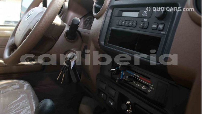Big with watermark toyota land cruiser bomi county import dubai 2707