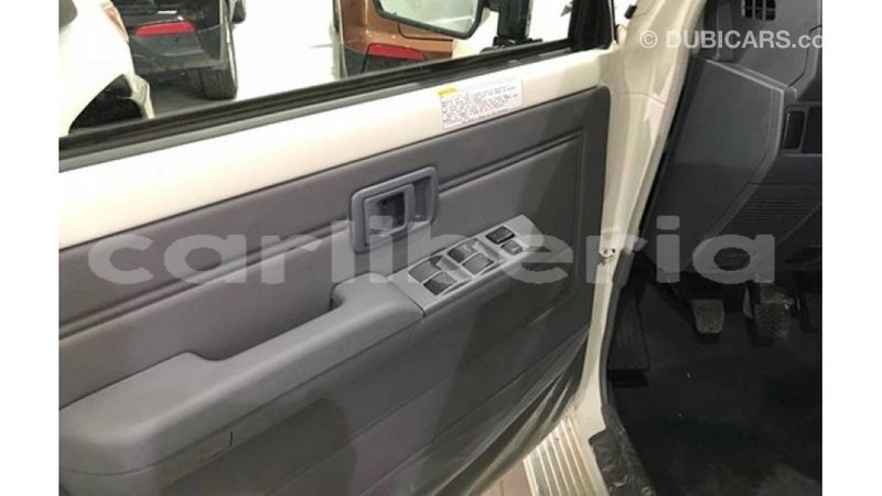 Big with watermark toyota land cruiser bomi county import dubai 2748