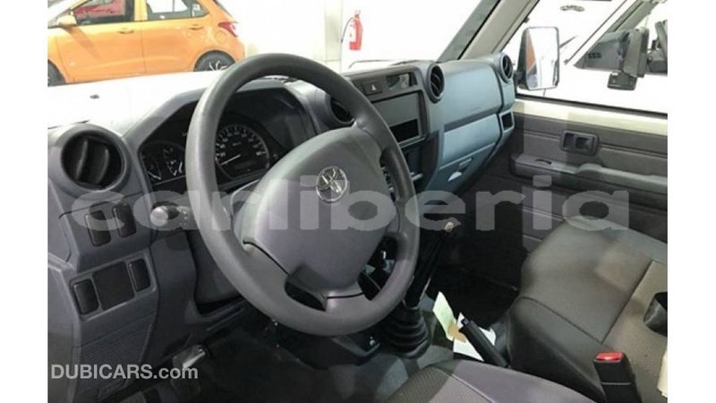 Big with watermark toyota land cruiser bomi county import dubai 2748