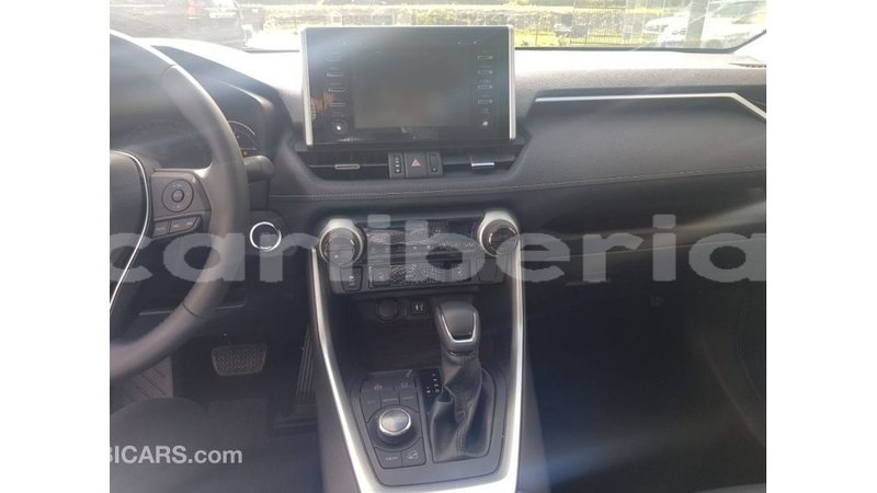 Big with watermark toyota rav4 bomi county import dubai 2752