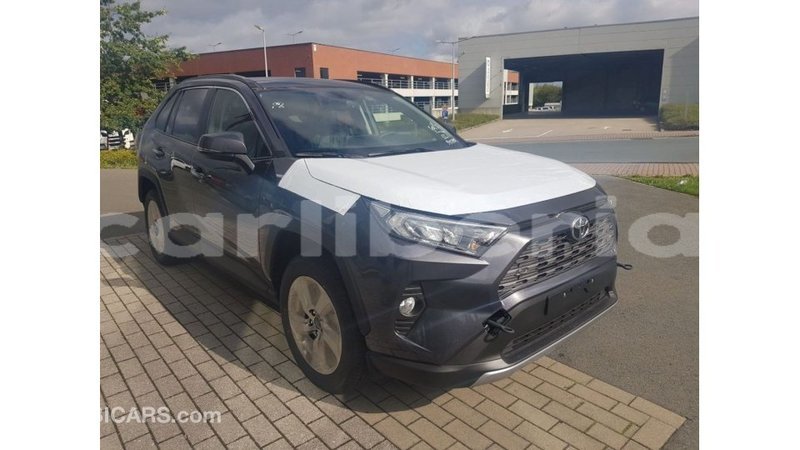 Big with watermark toyota rav4 bomi county import dubai 2752