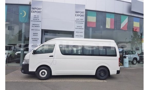 Buy Import Toyota Hiace White Car in Import - Dubai in Bomi County Buy Import Toyota Hiace White Car in Import - Dubai in Bomi County