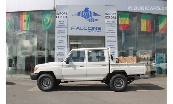Buy Import Toyota Land Cruiser White Car in Import - Dubai in Bomi County Buy Import Toyota Land Cruiser White Car in Import - Dubai in Bomi County