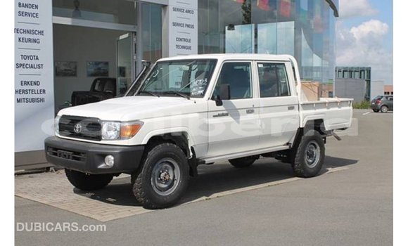 Buy Import Toyota Land Cruiser White Car in Import - Dubai in Bomi County Buy Import Toyota Land Cruiser White Car in Import - Dubai in Bomi County