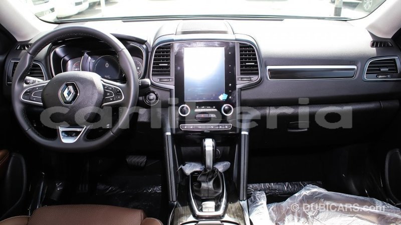 Big with watermark renault 4 bomi county import dubai 2763