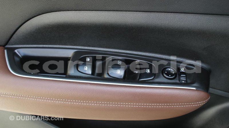 Big with watermark renault 4 bomi county import dubai 2763