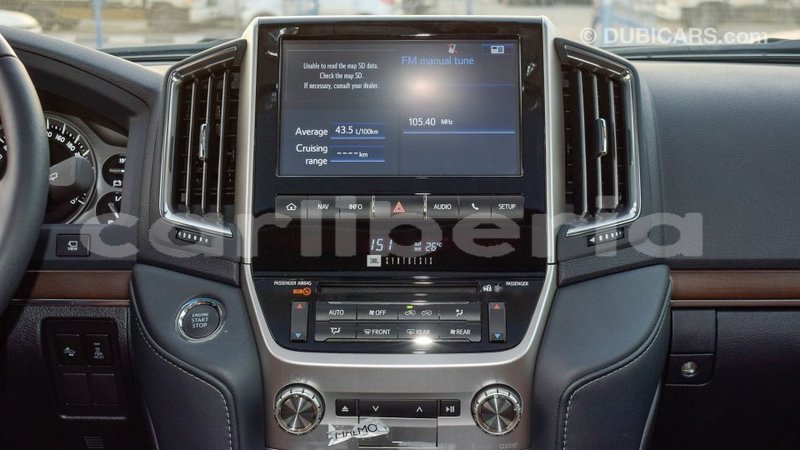 Big with watermark toyota land cruiser bomi county import dubai 2767