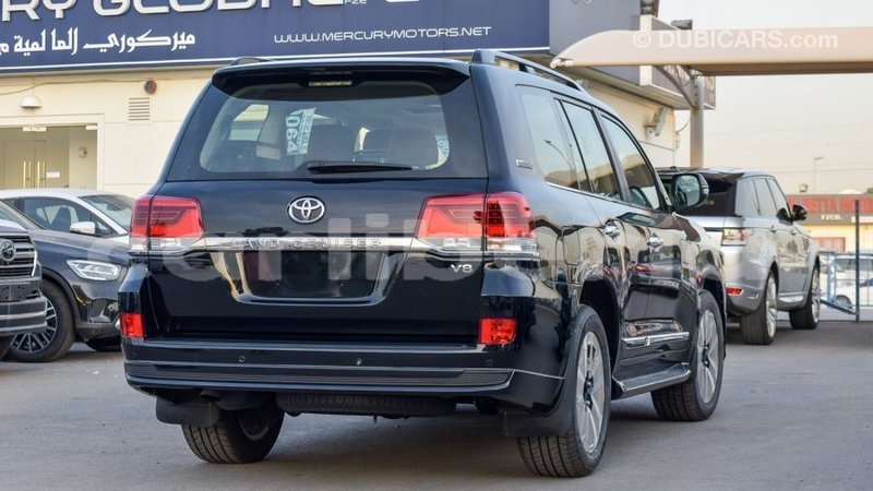 Big with watermark toyota land cruiser bomi county import dubai 2767