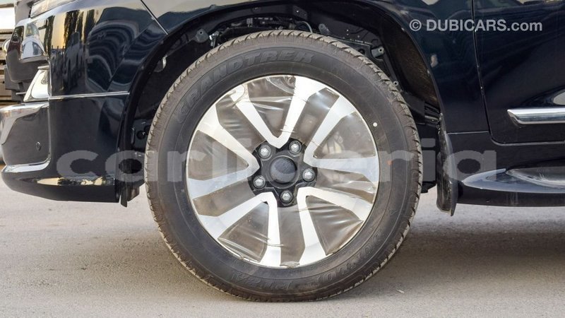 Big with watermark toyota land cruiser bomi county import dubai 2767