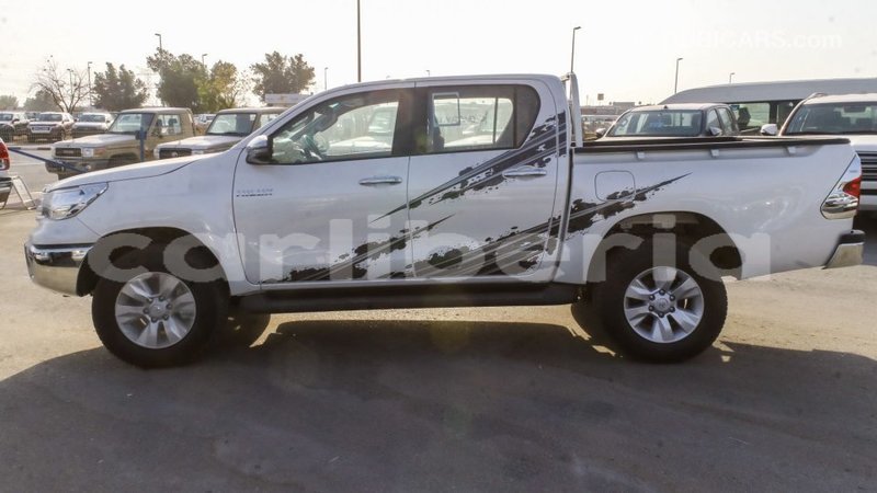 Big with watermark toyota hilux bomi county import dubai 2777