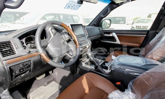 Buy Import Toyota Land Cruiser Black Car in Import - Dubai in Bomi County Buy Import Toyota Land Cruiser Black Car in Import - Dubai in Bomi County
