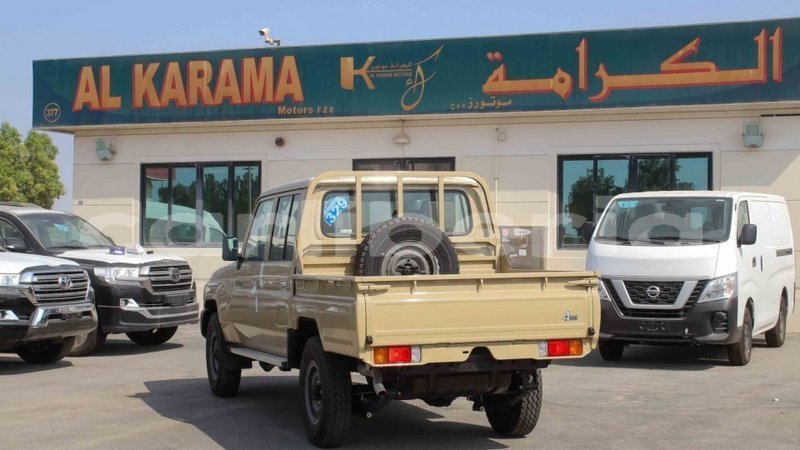 Big with watermark toyota land cruiser bomi county import dubai 2797