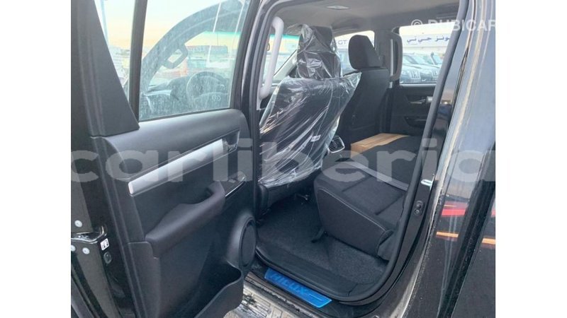Big with watermark toyota hilux bomi county import dubai 2810