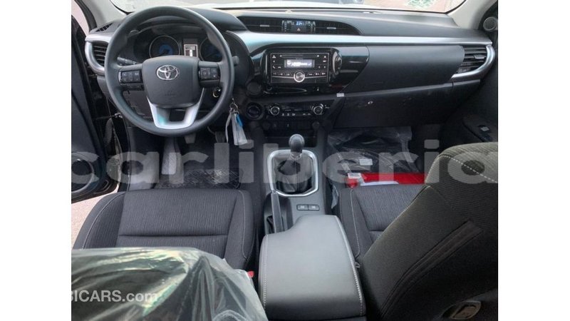 Big with watermark toyota hilux bomi county import dubai 2810