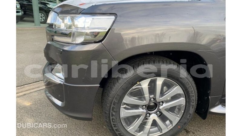 Big with watermark toyota land cruiser bomi county import dubai 2812
