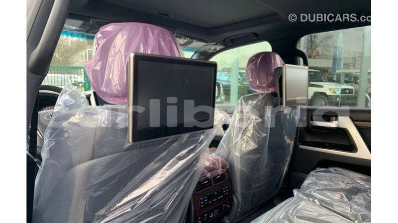 Big with watermark toyota land cruiser bomi county import dubai 2812