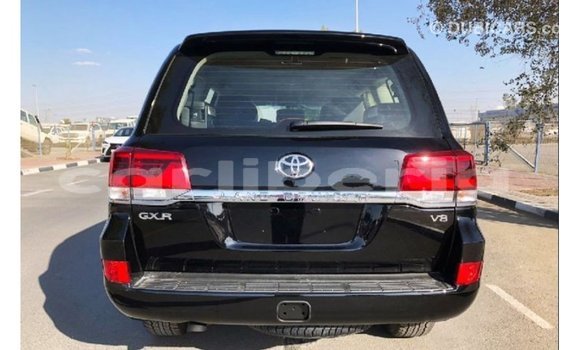 Buy Import Toyota Land Cruiser Black Car in Import - Dubai in Bomi County Buy Import Toyota Land Cruiser Black Car in Import - Dubai in Bomi County