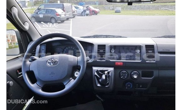 Buy Import Toyota Hiace White Car in Import - Dubai in Bomi County Buy Import Toyota Hiace White Car in Import - Dubai in Bomi County