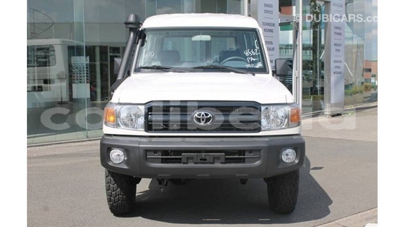 Big with watermark toyota land cruiser bomi county import dubai 2827