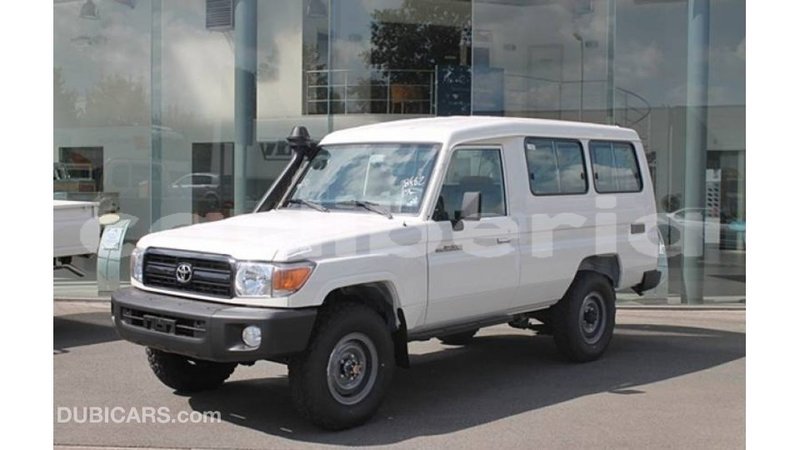 Big with watermark toyota land cruiser bomi county import dubai 2827