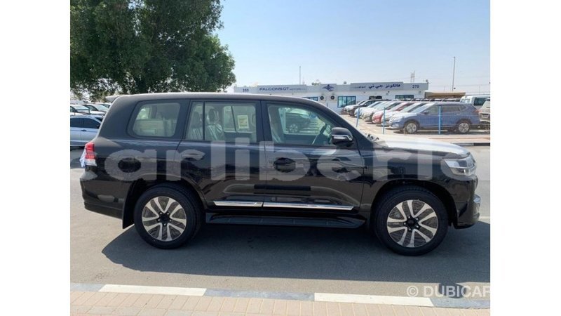 Big with watermark toyota land cruiser bomi county import dubai 2829