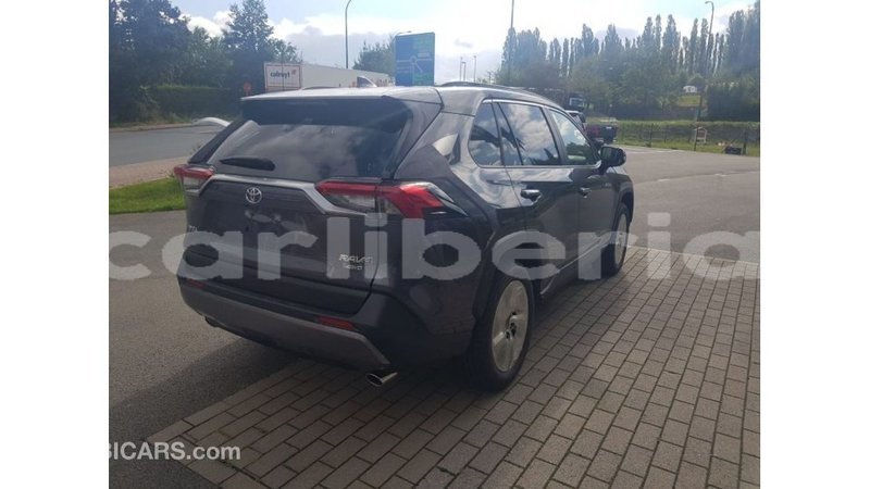 Big with watermark toyota hiace bomi county import dubai 2833