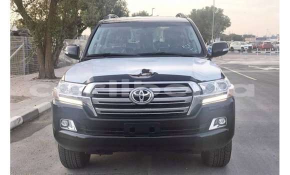 Acheter Import Voiture Toyota Land Cruiser Noir à Import - Dubai, Comté de Bomi Acheter Import Voiture Toyota Land Cruiser Noir à Import - Dubai, Comté de Bomi