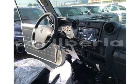 Buy Import Toyota Land Cruiser White Car in Import - Dubai in Bomi County Buy Import Toyota Land Cruiser White Car in Import - Dubai in Bomi County