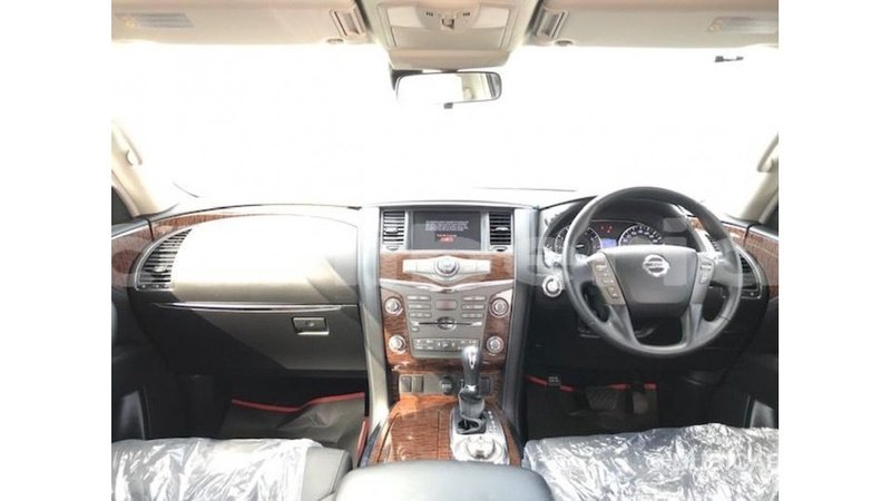 Big with watermark nissan patrol bomi county import dubai 2851