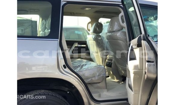 Buy Import Toyota Land Cruiser Other Car in Import - Dubai in Bomi County Buy Import Toyota Land Cruiser Other Car in Import - Dubai in Bomi County