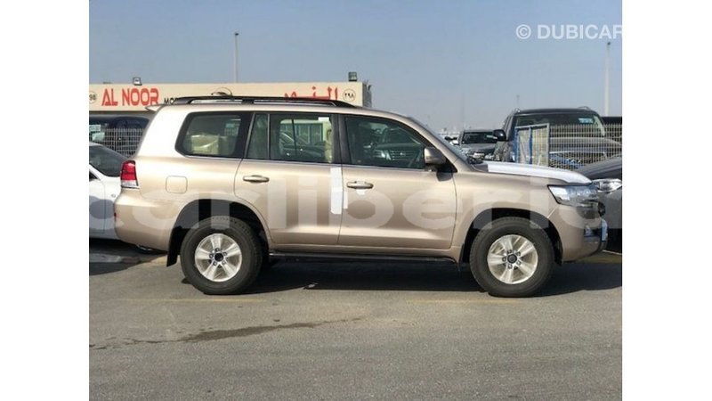 Big with watermark toyota land cruiser bomi county import dubai 2852