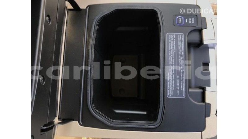 Big with watermark toyota land cruiser bomi county import dubai 2852