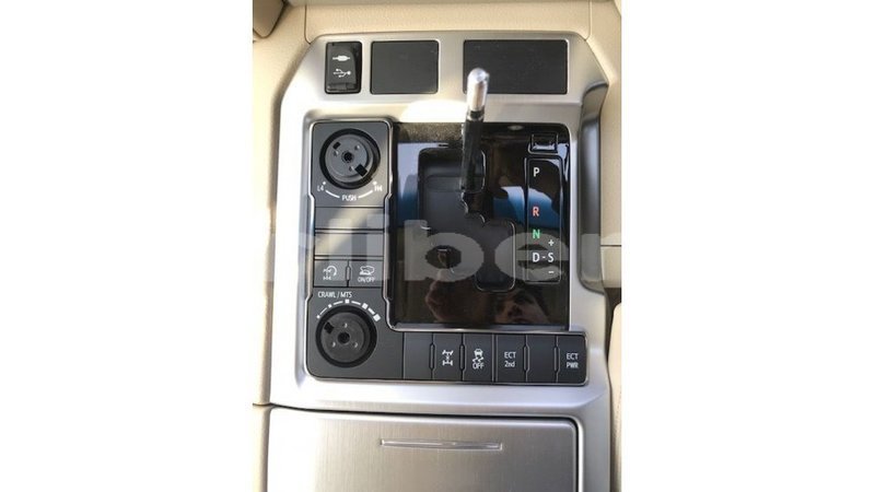 Big with watermark toyota land cruiser bomi county import dubai 2852