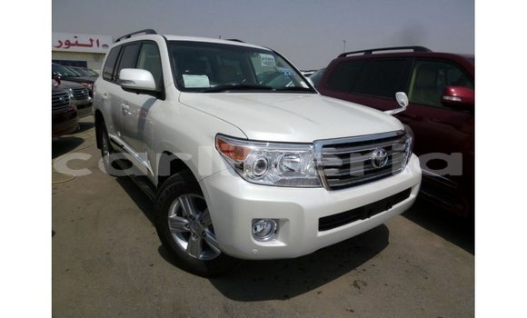 Buy Import Toyota Land Cruiser White Car in Import - Dubai in Bomi County Buy Import Toyota Land Cruiser White Car in Import - Dubai in Bomi County