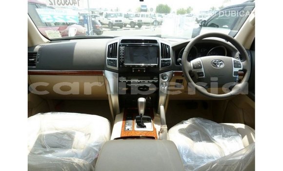 Buy Import Toyota Land Cruiser White Car in Import - Dubai in Bomi County Buy Import Toyota Land Cruiser White Car in Import - Dubai in Bomi County