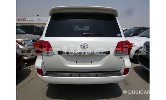 Buy Import Toyota Land Cruiser White Car in Import - Dubai in Bomi County Buy Import Toyota Land Cruiser White Car in Import - Dubai in Bomi County