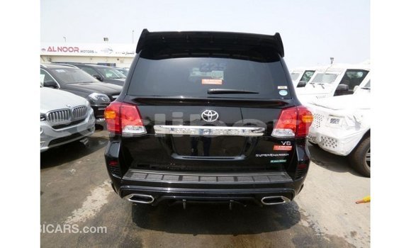 Buy Import Toyota Land Cruiser Black Car in Import - Dubai in Bomi County Buy Import Toyota Land Cruiser Black Car in Import - Dubai in Bomi County