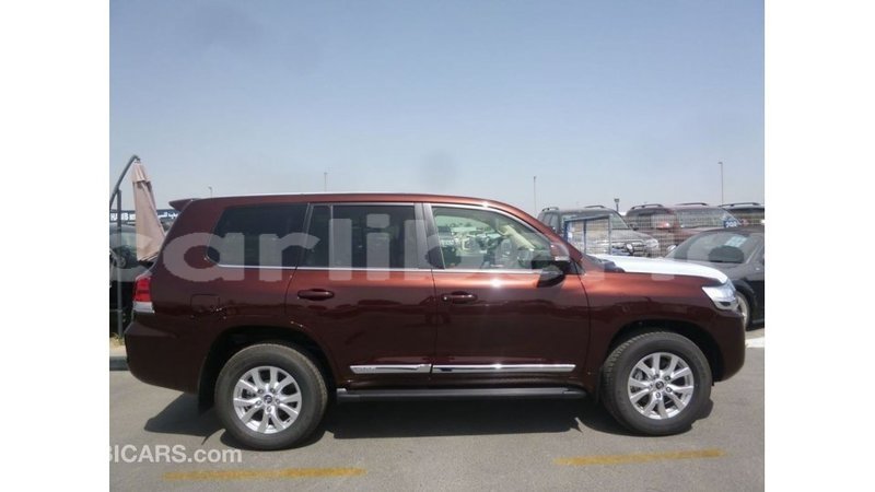 Big with watermark toyota land cruiser bomi county import dubai 2867