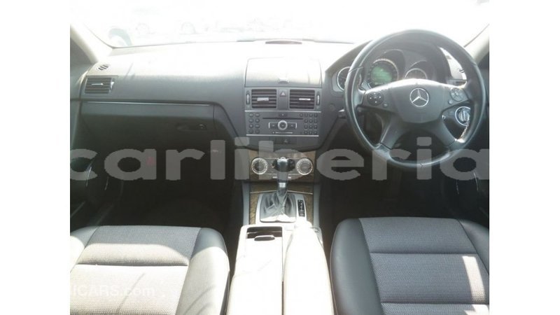 Big with watermark mercedes benz 200 bomi county import dubai 2869