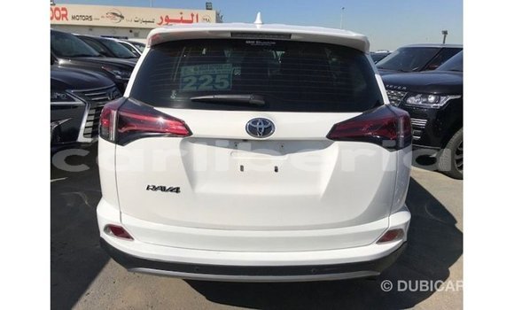 Buy Import Toyota HiAce White Truck in Import - Dubai in Bomi County Buy Import Toyota HiAce White Truck in Import - Dubai in Bomi County