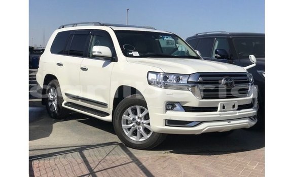 Buy Import Toyota Land Cruiser White Car in Import - Dubai in Bomi County Buy Import Toyota Land Cruiser White Car in Import - Dubai in Bomi County