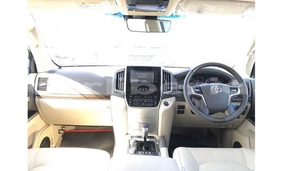 Buy Import Toyota Land Cruiser White Car in Import - Dubai in Bomi County Buy Import Toyota Land Cruiser White Car in Import - Dubai in Bomi County