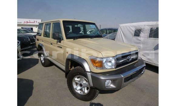 Acheter Import Voiture Toyota Land Cruiser Beige à Import - Dubai, Comté de Bomi Acheter Import Voiture Toyota Land Cruiser Beige à Import - Dubai, Comté de Bomi