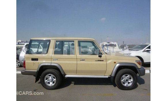 Acheter Import Voiture Toyota Land Cruiser Beige à Import - Dubai, Comté de Bomi Acheter Import Voiture Toyota Land Cruiser Beige à Import - Dubai, Comté de Bomi