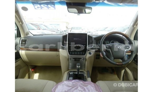 Buy Import Toyota Land Cruiser White Car in Import - Dubai in Bomi County Buy Import Toyota Land Cruiser White Car in Import - Dubai in Bomi County