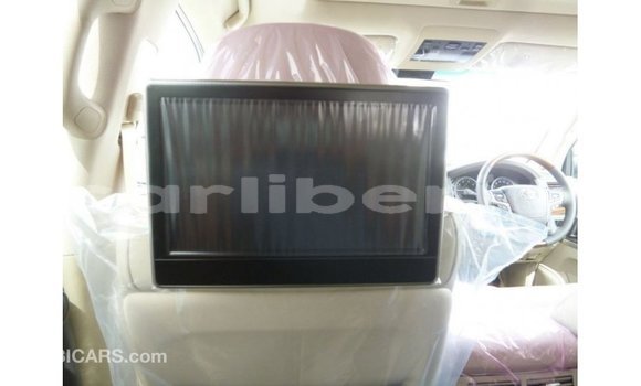 Buy Import Toyota Land Cruiser White Car in Import - Dubai in Bomi County Buy Import Toyota Land Cruiser White Car in Import - Dubai in Bomi County