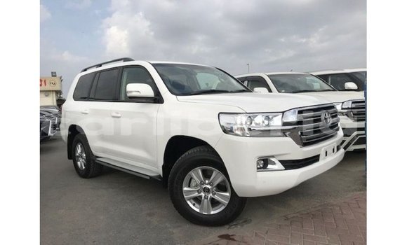 Buy Import Toyota Land Cruiser White Car in Import - Dubai in Bomi County Buy Import Toyota Land Cruiser White Car in Import - Dubai in Bomi County