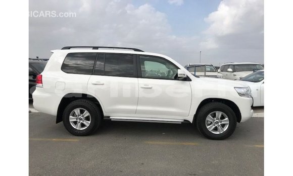 Buy Import Toyota Land Cruiser White Car in Import - Dubai in Bomi County Buy Import Toyota Land Cruiser White Car in Import - Dubai in Bomi County