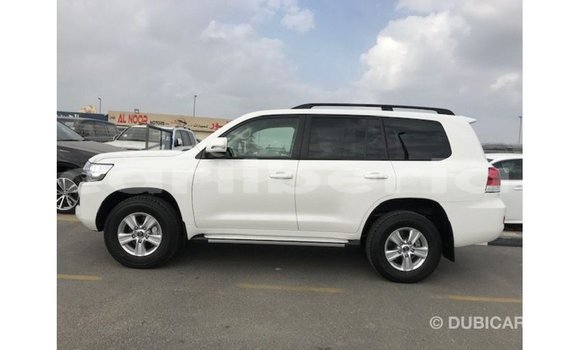 Buy Import Toyota Land Cruiser White Car in Import - Dubai in Bomi County Buy Import Toyota Land Cruiser White Car in Import - Dubai in Bomi County